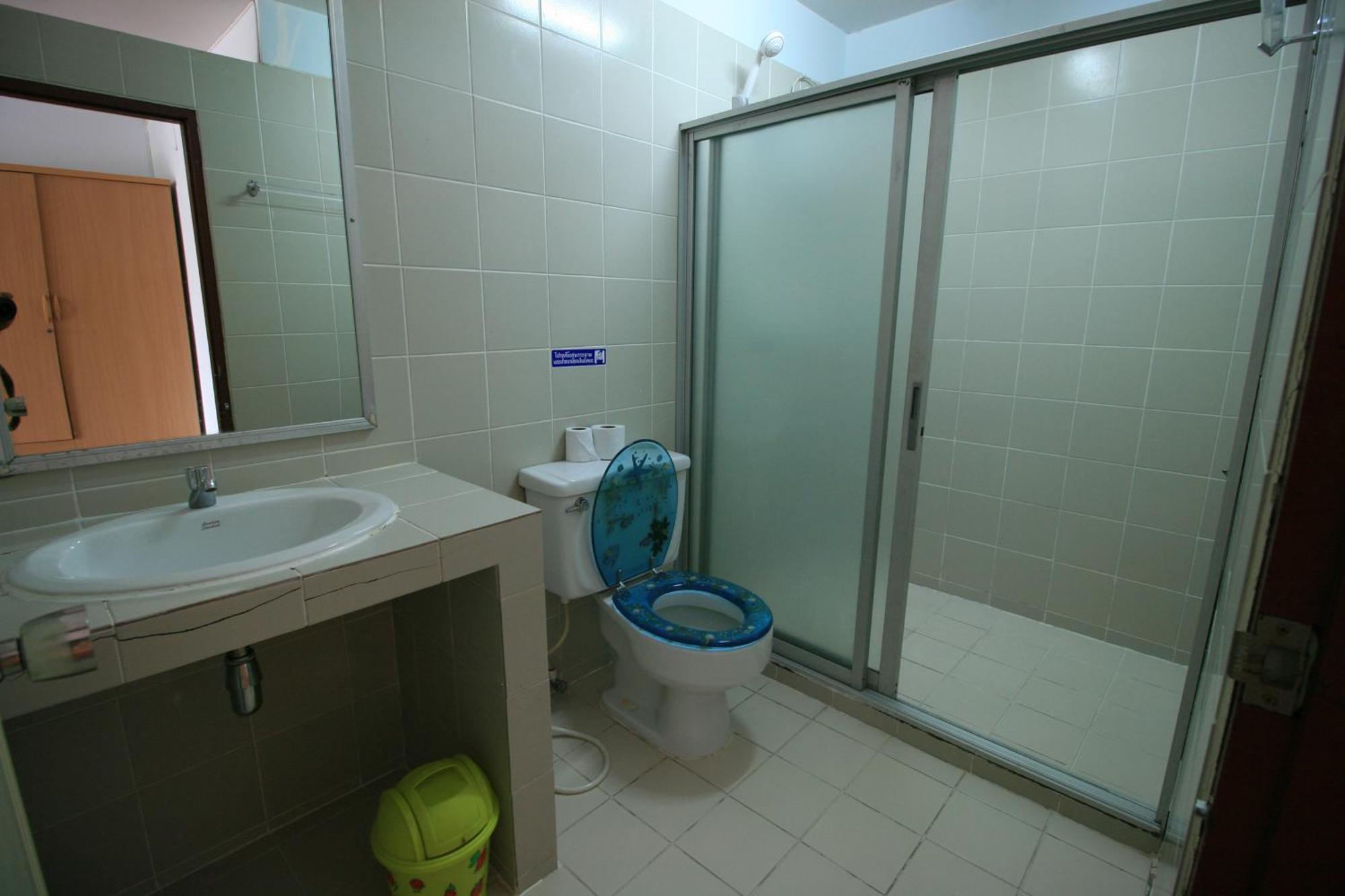 Beachfront Hotel Cha Am Cha-am Zimmer foto